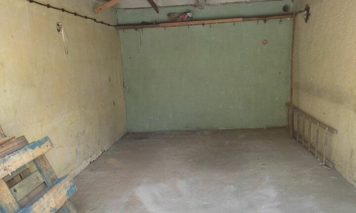 Na predaj murovaná garáž v Trnave