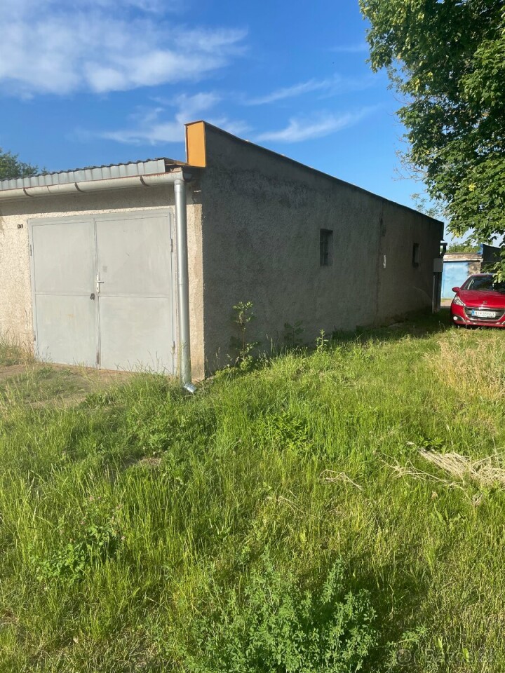 Predaj garáže vo Veľkých Kapušanoch na sídlisku POH