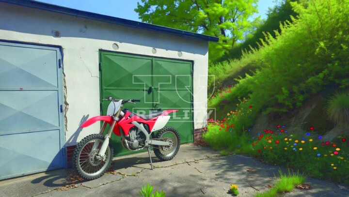 Rohová garáž na predaj v Pov. Bystrici na Kukučínovej ulici