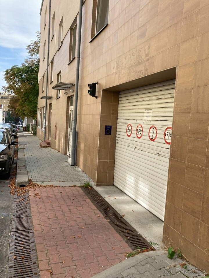 Prenájom parkovacieho miesta v garáži na Beskydskej 17