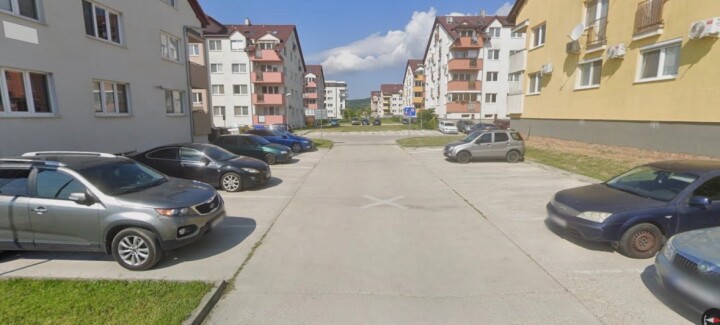 Prenájom parkovacieho miesta na ulici dona Sandtnera v Pezinku