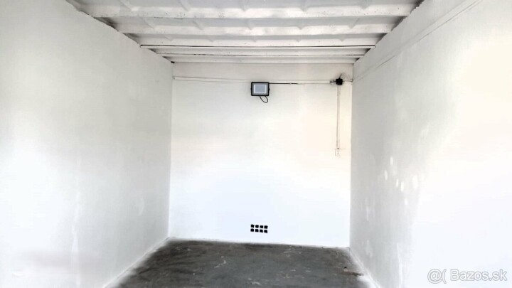 Tehlová garáž na predaj v Banskej Bystrici na Jegororovej ulici