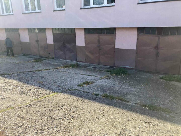 Prenájom garáže s elektrinou a vodou v Trnave
