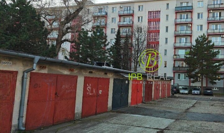 Na predaj samostatná garáž na Haburskej ulici v Ružinove