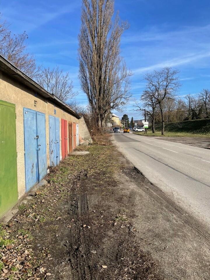 Garáž na prenájom na ulici Ludovita Starka