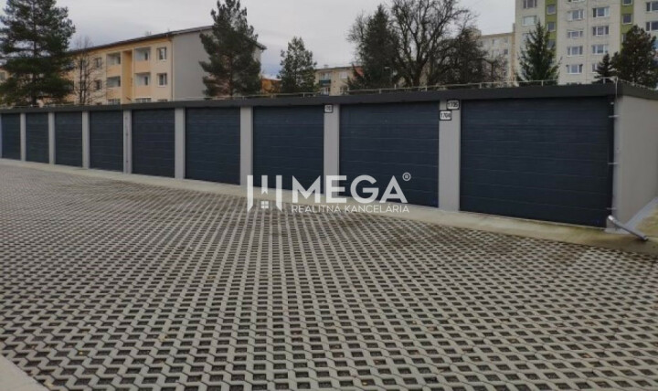 Na predaj murovaná garáž s montážnou jamou v Humennom