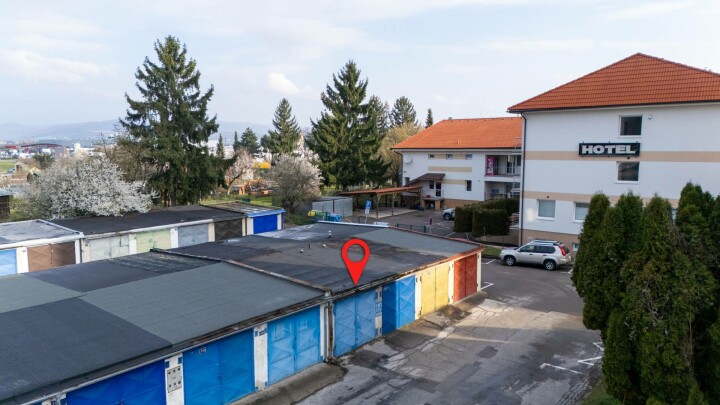 Predaj garáže v Novej Dubnici s elektrinou a jamou