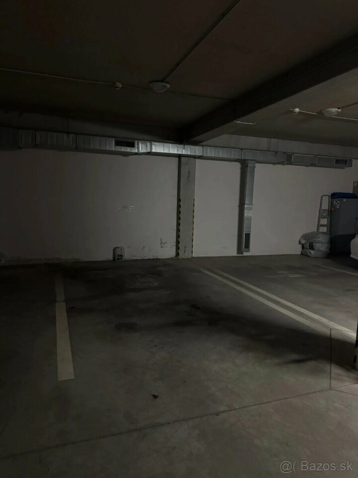 Prenájom podzemného parkovacieho miesta v garáži