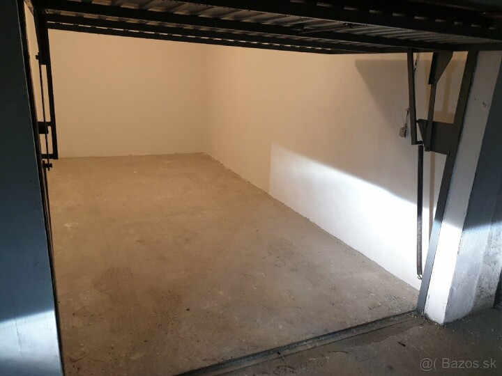 Prenájom garáže v Dunajskej Strede na Námestí priateľstva