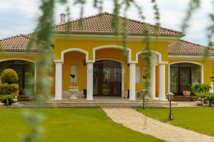 Na predaj samostatná garáž v garážovom dome na Pionierskej ulici