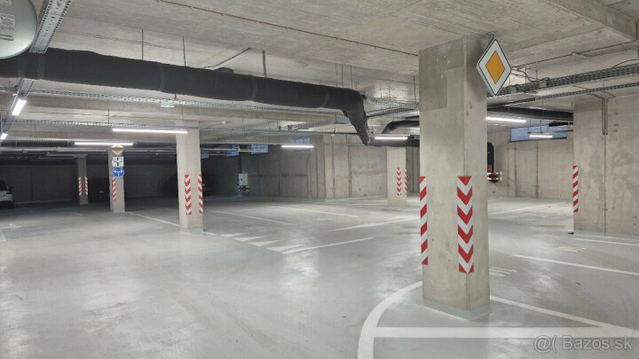 Prenájom garážového státia č. 219 v podzemnej garáži - Ovocné sady