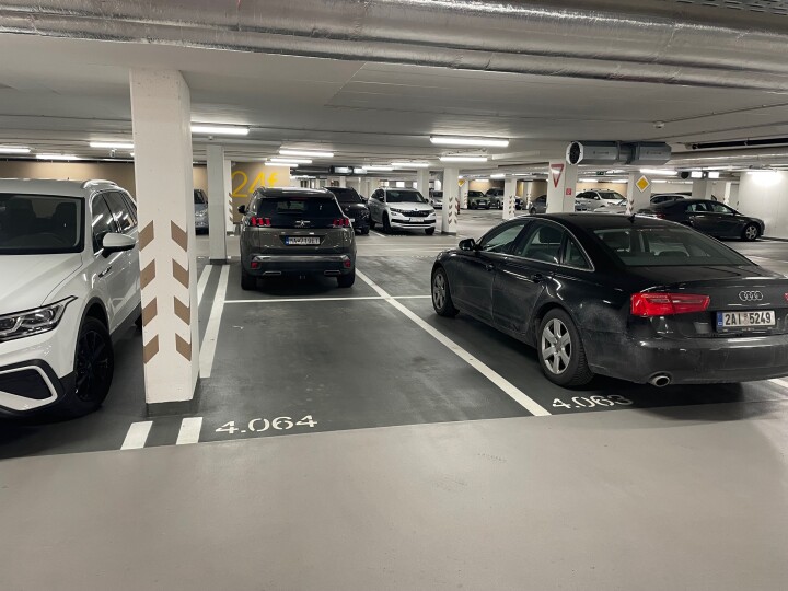 Dám do prenájmu parkovacie miesto Račianska 24 G ulici v Pri mýte