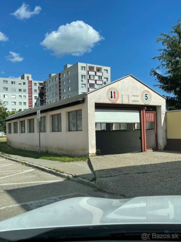 Prenájom samostatnej garáže v podzemnom garážovom dome na Jedľovej ulici