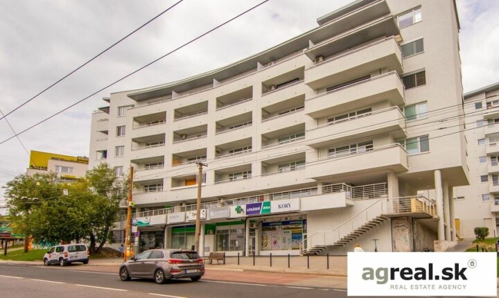 Predaj parkovacieho miesta č. 304 na -1. podlaží v podzemnej garáži v staršej novostavbe, Top lokalita, ul. Stromová, Bratislava III – ...