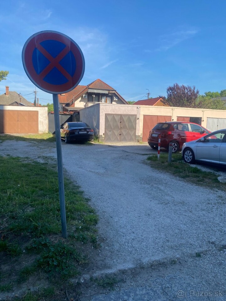 Garáž na dlhodobý prenájom v Šali