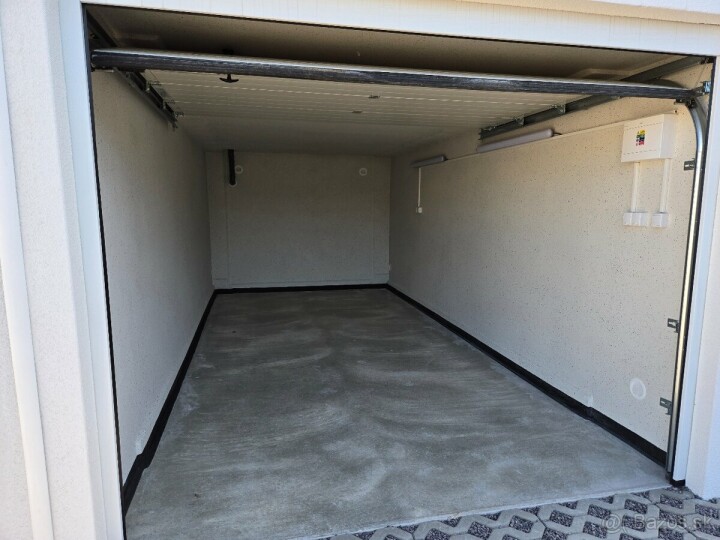Prenájom novej garáže v Dolných Krškanoch – 18 m²