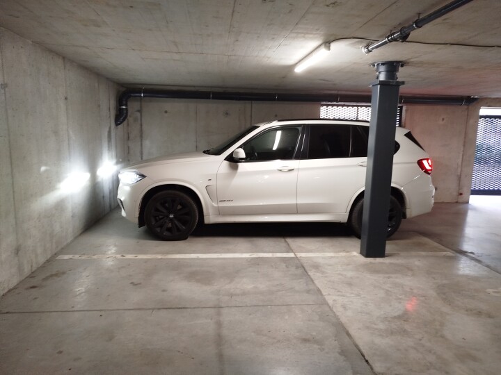 Extra Široké parkovacie miesto - Košice Centrum