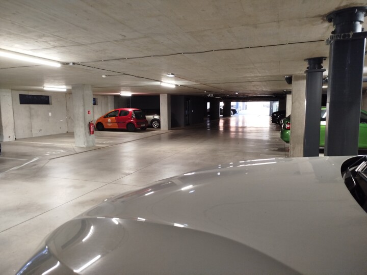 Extra Široké parkovacie miesto - Košice Centrum