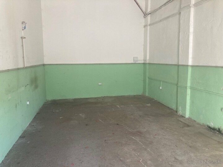 Prenájom garáže s elektrinou a vzduchom v Čadci