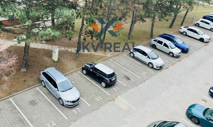Vonkajšie parkovacie miesto na predaj v Ružinove za rampou