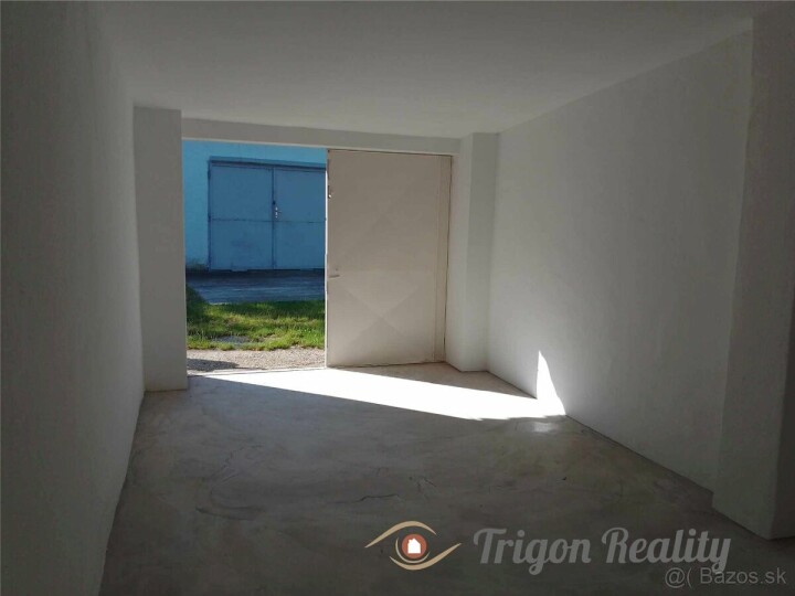 Prenájom rekonštruovanej garáže v Komárne na Mederčskej ulici