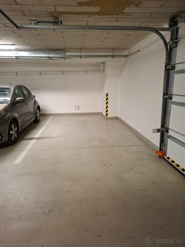 Dlhodobý prenájom vnútorného parkovacieho miesta v Žiline
