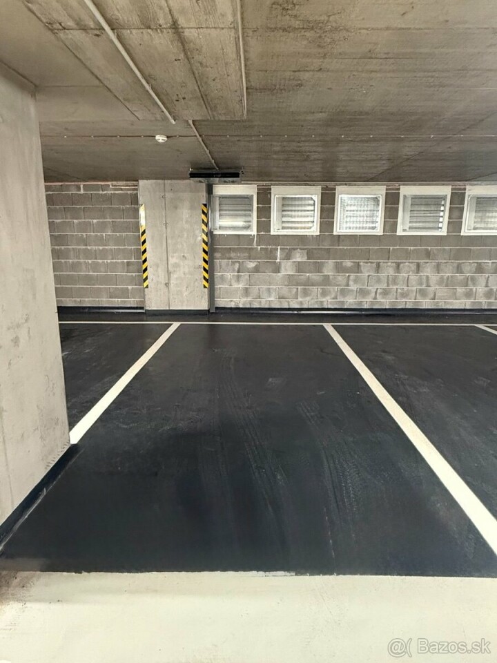 Prenájom parkovacieho miesta v podzemnej garáži na Jégého 6A, Ružinov