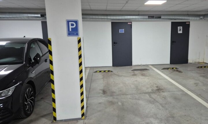Prenájom garážového státia s pivnicou za 60,-€ mesačne