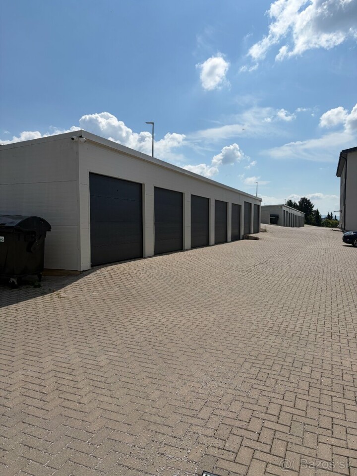 Predaj garáže 21 m² v Smižanoch - Panský kruh