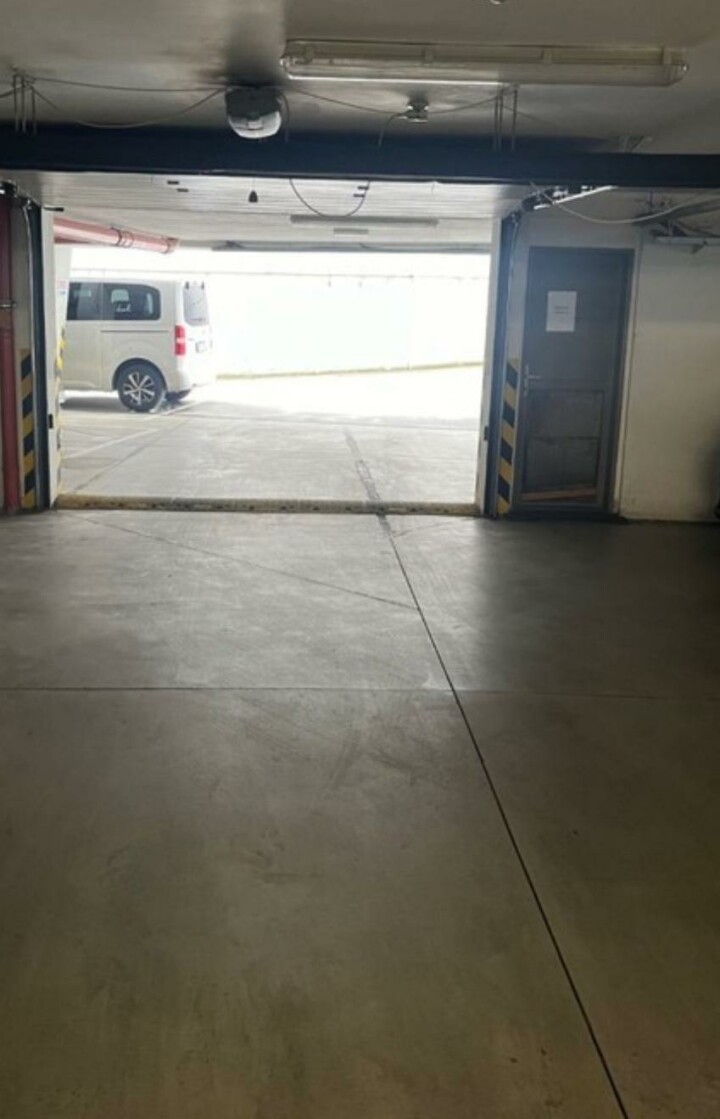 Garáž Nitra/Botanická