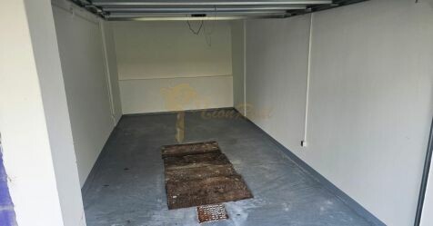 Samostatná garáž na predaj v Karlovej Vsi na Karloveskej ulici