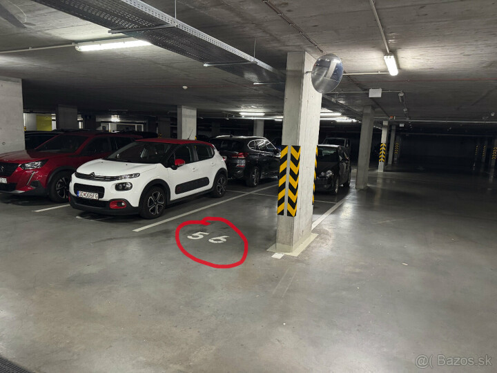 Prenájom vnútorného parkovacieho miesta v Slnečniciach, budova A2