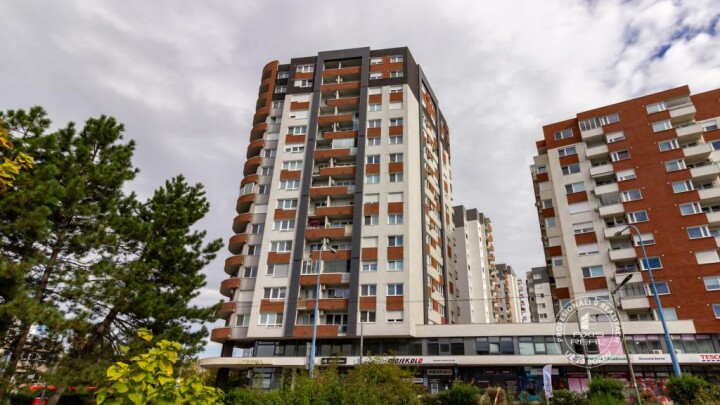 Predaj extra širokého parkovacieho miesta v podzemnej garáži, Bratislava - Ružinov