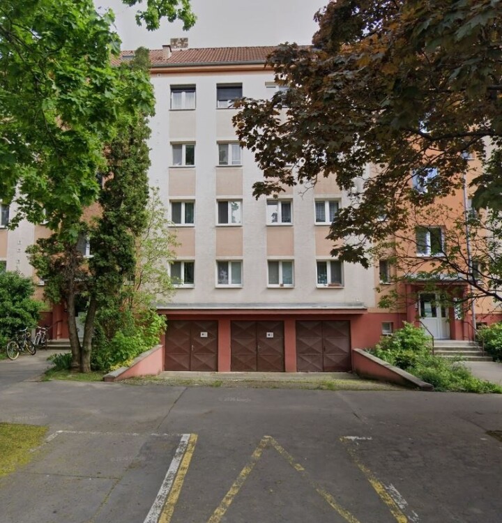 Prenájom garáže v Trnave na Podjavorínskej ulici
