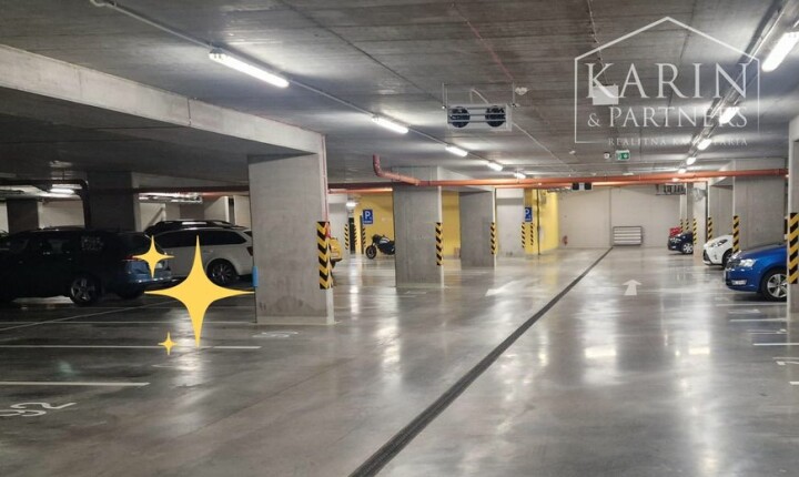 Prenájom parkovacieho miesta v garážovom dome Slnečnice