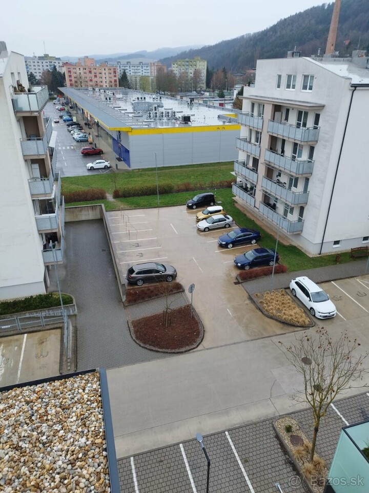 Prenájom vonkajšieho parkovacieho miesta v Púchove