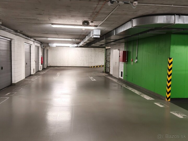 Prenájom parkovacieho miesta v podzemnej garáži na Cintorínskej ulici