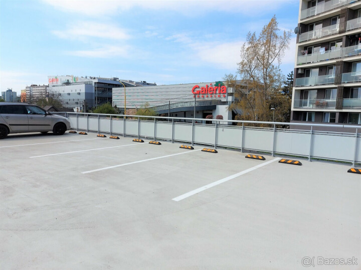 Parkovacie miesto na prenájom v garážovom dome Galéria City, Košice II
