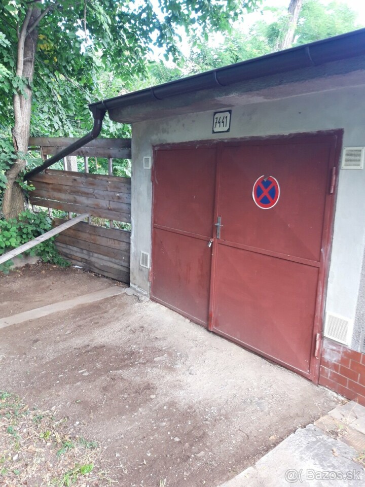 Garáž na prenájom pri VÚB banke