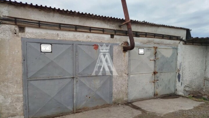 Dvojgaráž na predaj pri Aquareine, Košice - Západ