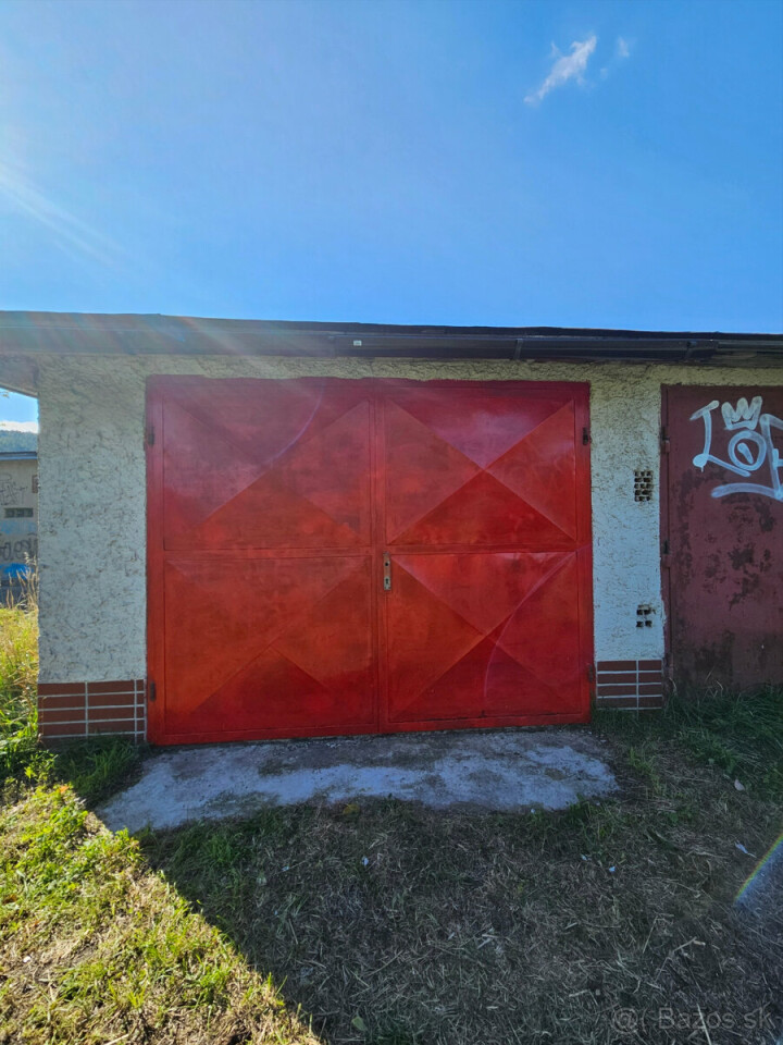 Na predaj: Garáž vo Svite s rozlohou 21 m²