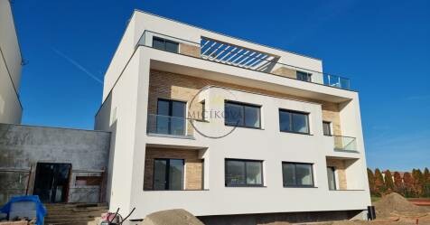 Na predaj murovaná garáž v Nitre na ulici Fabrická