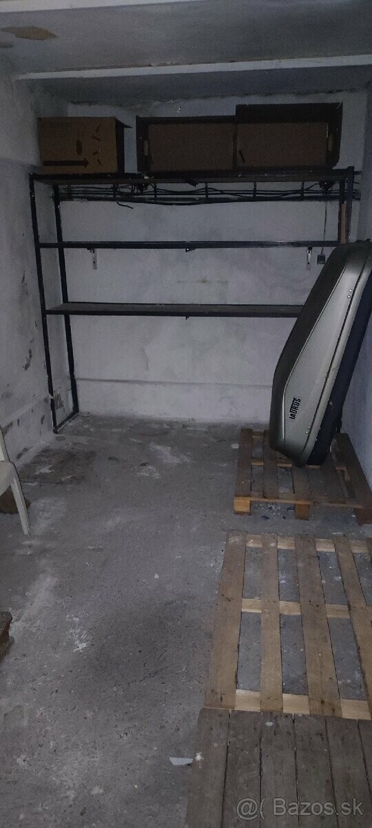 Samostatná garáž na prenájom na Bebravskej ulici