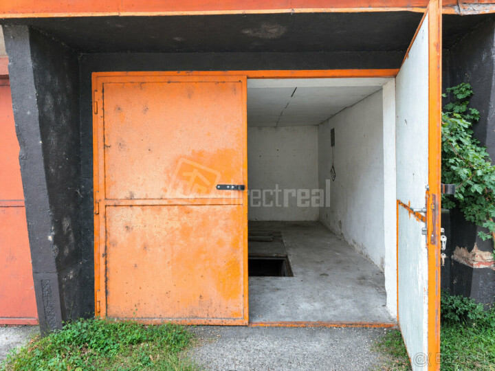 Predaj udržiavanej garáže v Galante s montážnou jamou