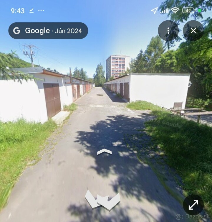 Parkovanie motorky v garáži v Banskej Bystrici