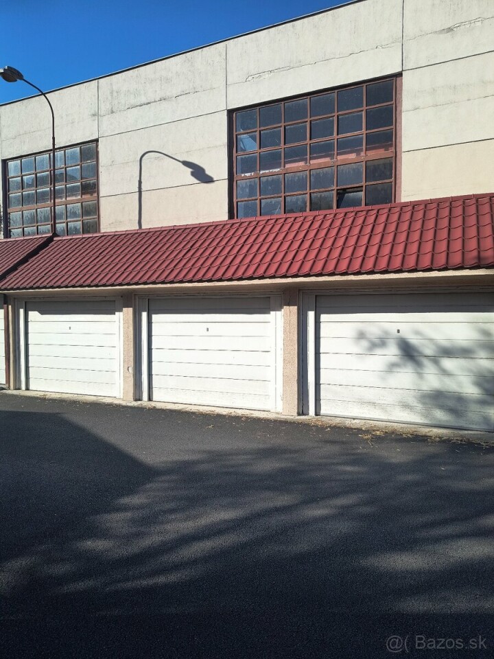 Na predaj garáž v radovej výstavbe s elektrickou bránou