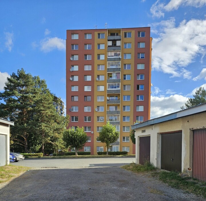 Predaj garáže v Bardejove na ul. Tačevská