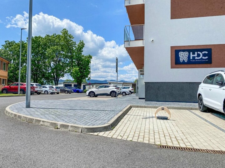 Prenájom vonkajšieho parkovacieho státia 12 m2 v Poprade