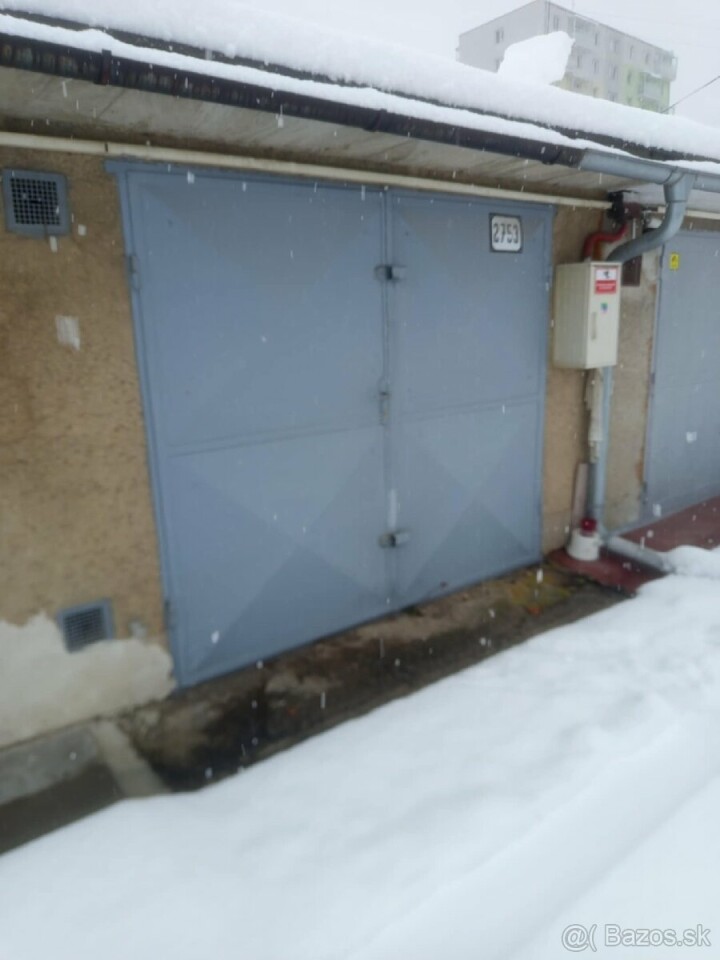 Prenájom murované garáže s elektrinou v Liptovskom Mikuláši