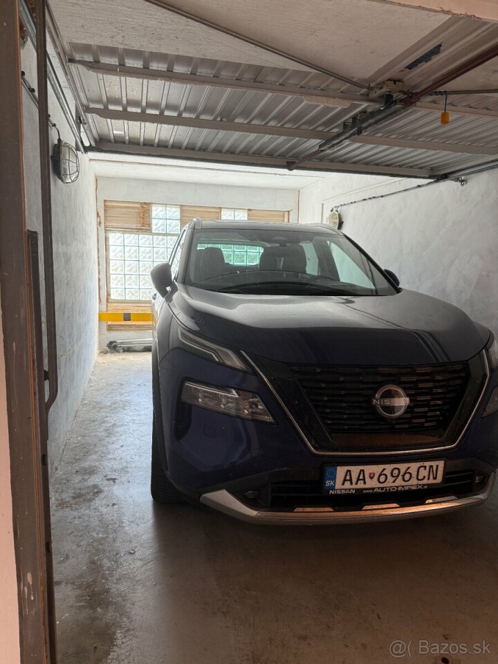 Samostatná garáž na predaj v Karlovej Vsi, Kolískova ulica